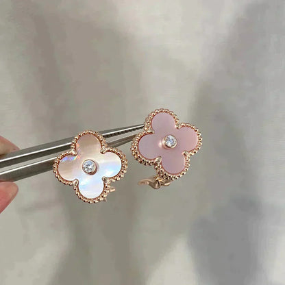 [Lunabriance]CLOVER MEDIUM 1 MOTIFS  PINK MOP DIAMOND EARRINGS