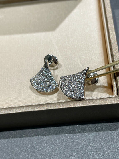 [Lunabriance]DREAM STUD EARRINGS DIAMOND