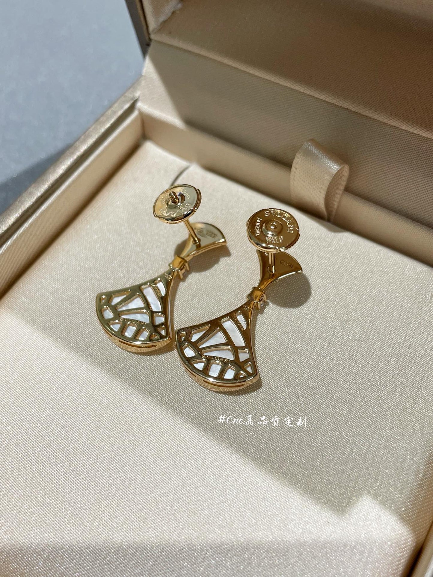[Lunabriance]DREAM MOP 1 DIAMOND EARRINGS