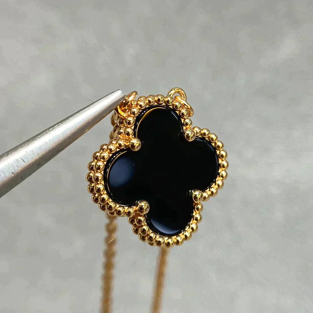 [Lunabriance]CLOVER 15MM BLACK ONYX SINGLE FLOWER NECKLACE