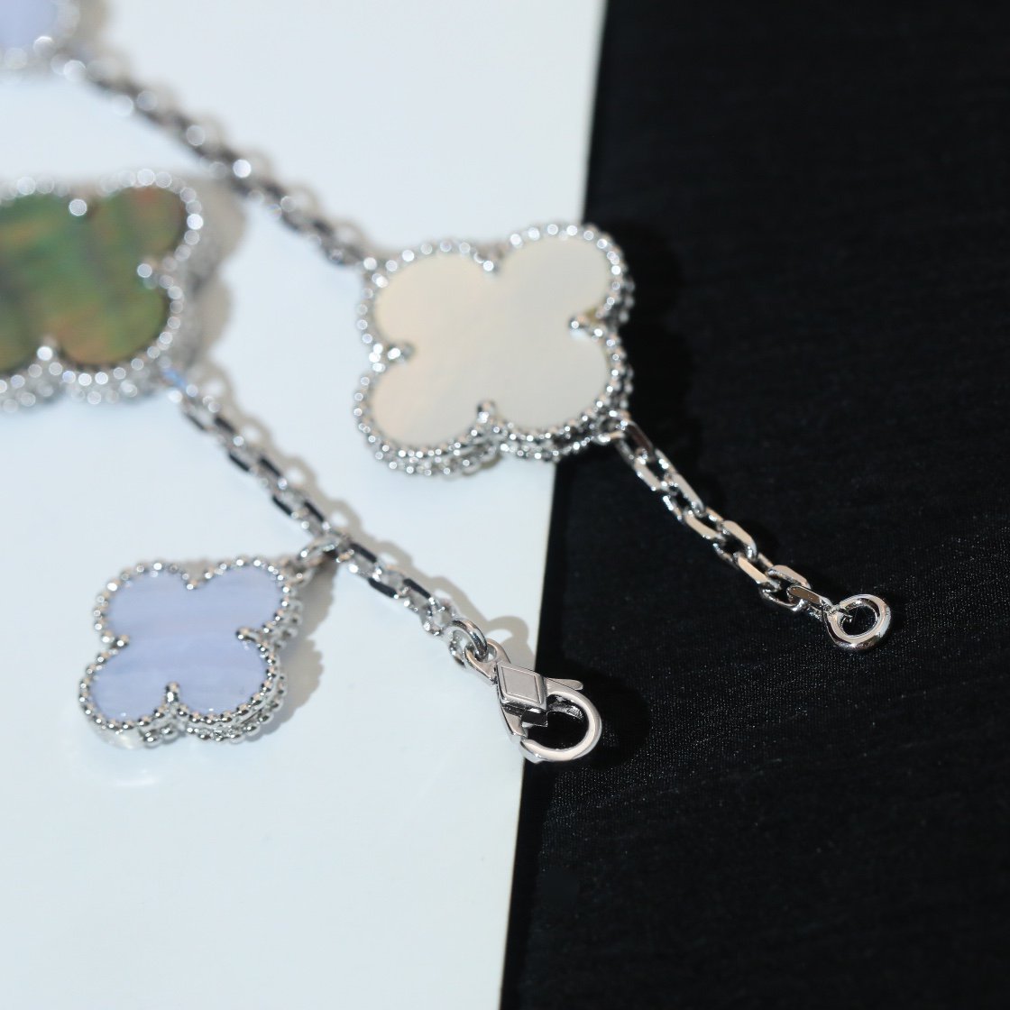 [Lunabriance]CLOVER BRACELET 5 MOTIFS MOP CHALCEDONY SILVER