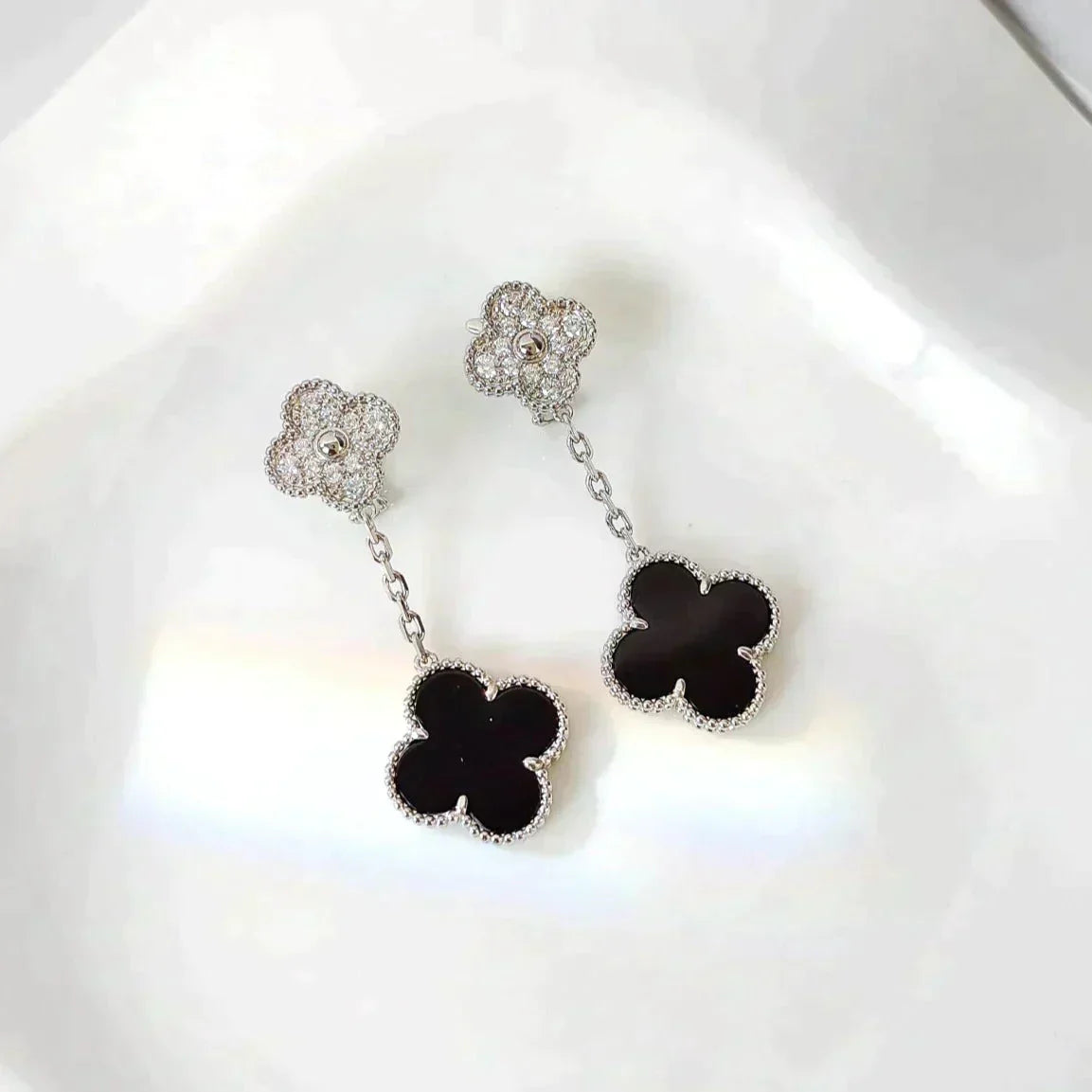 [Lunabriance]CLOVER 2 MOTIFS  DIAMOND ONYX EARRINGS SILVER