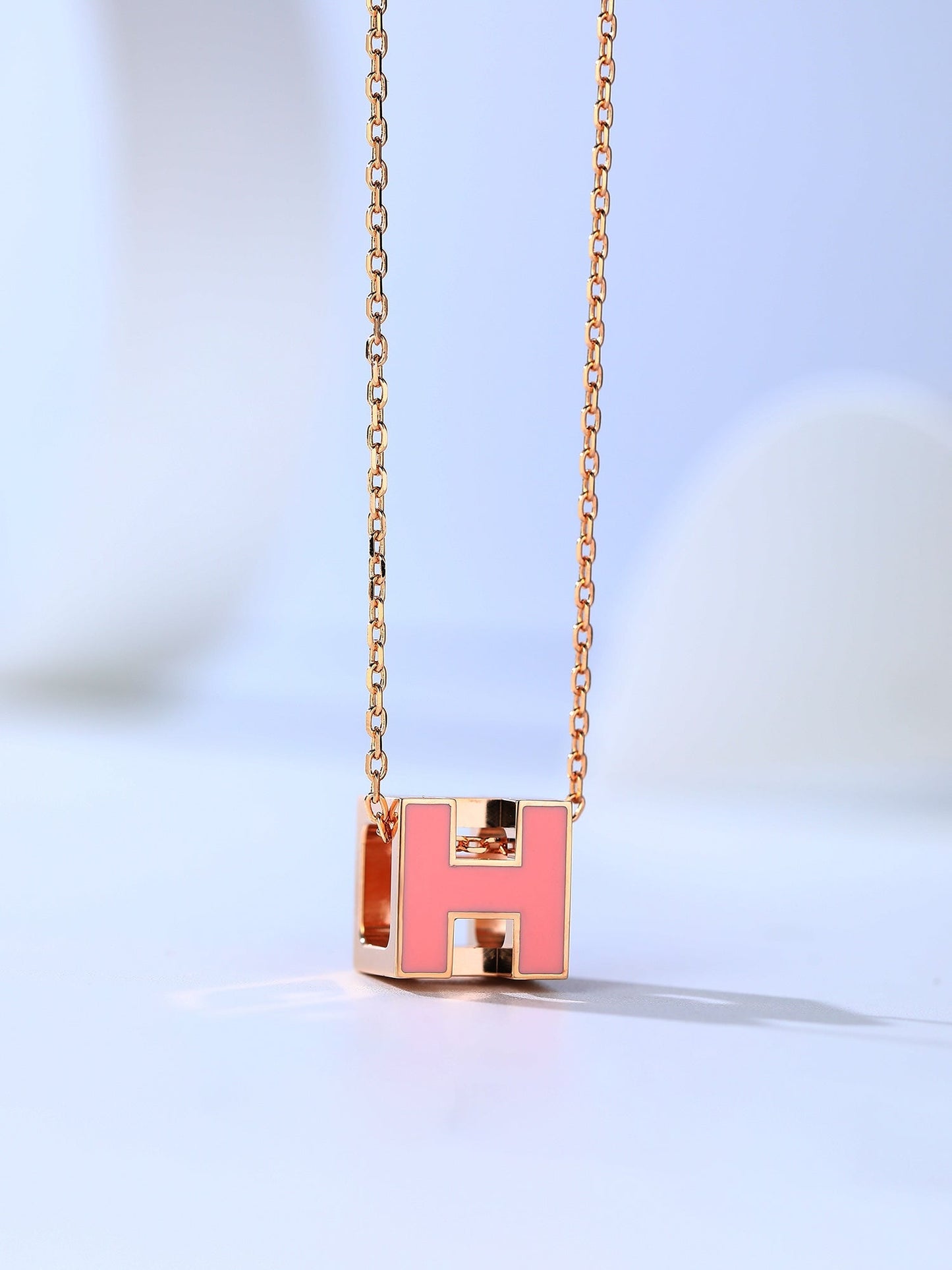 [Lunabriance]H CAGE PINK GOLD NECKLACE