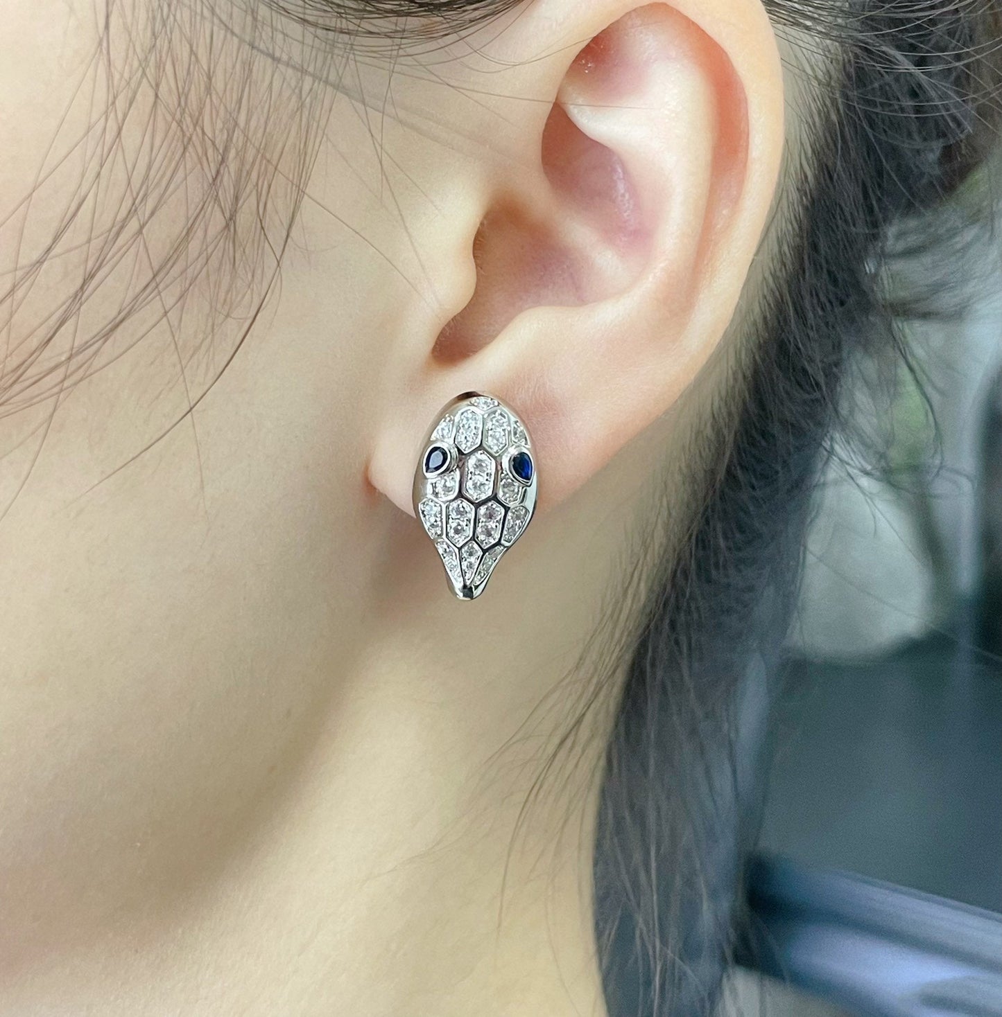 [Lunabriance]SERPENT DIAMOND STUD EARRINGS