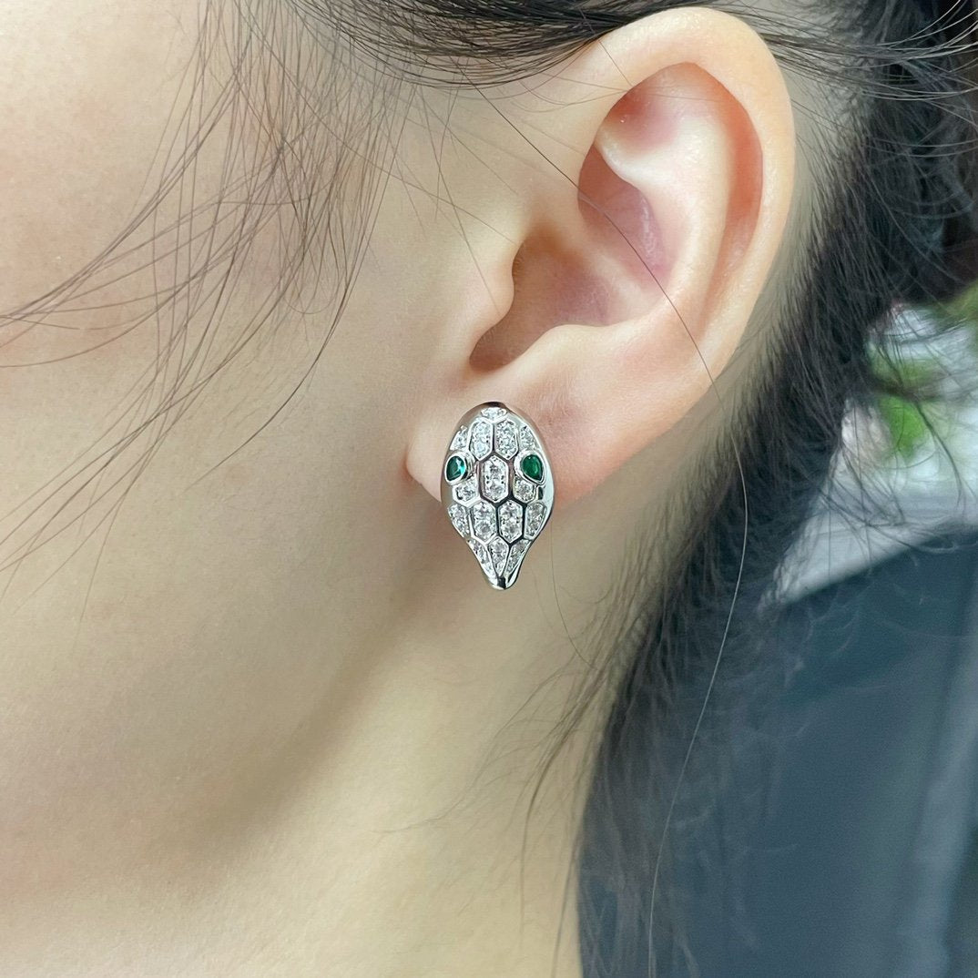 [Lunabriance]SERPENT DIAMOND STUD EARRINGS