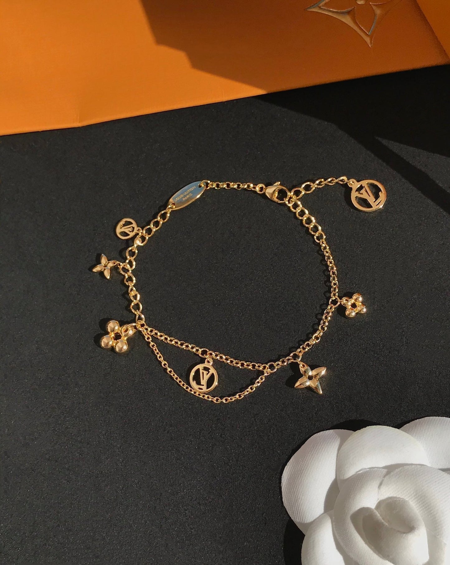 [Lunabriance]BLOOMING PINK GOLD MOP BRACELET