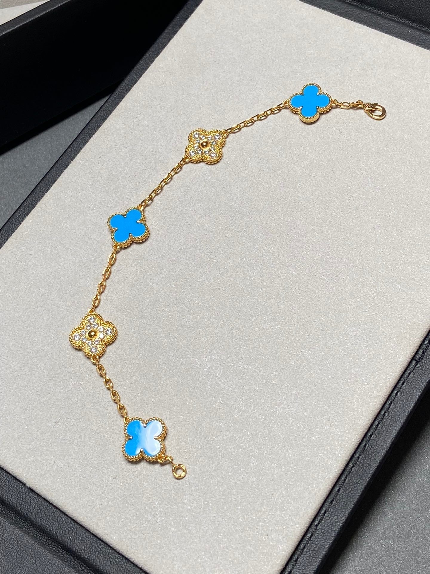 [Lunabriance]CLOVER 5 MOTIF BLUE CHALCEDONY DIAMOND GOLD BRACELET