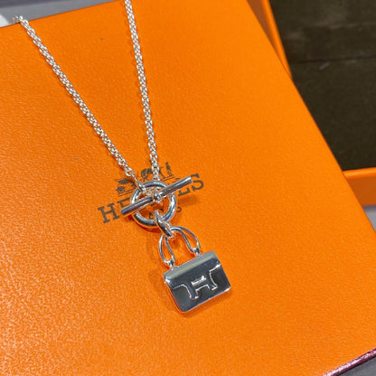 [Lunabriance]CONSTANCE PEDANT SILVER NECKLACE