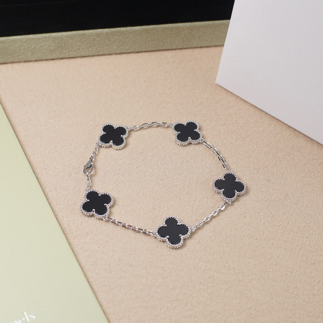 [Lunabriance]CLOVER 5 MOTIF ONYXS  BRACELET SILVER