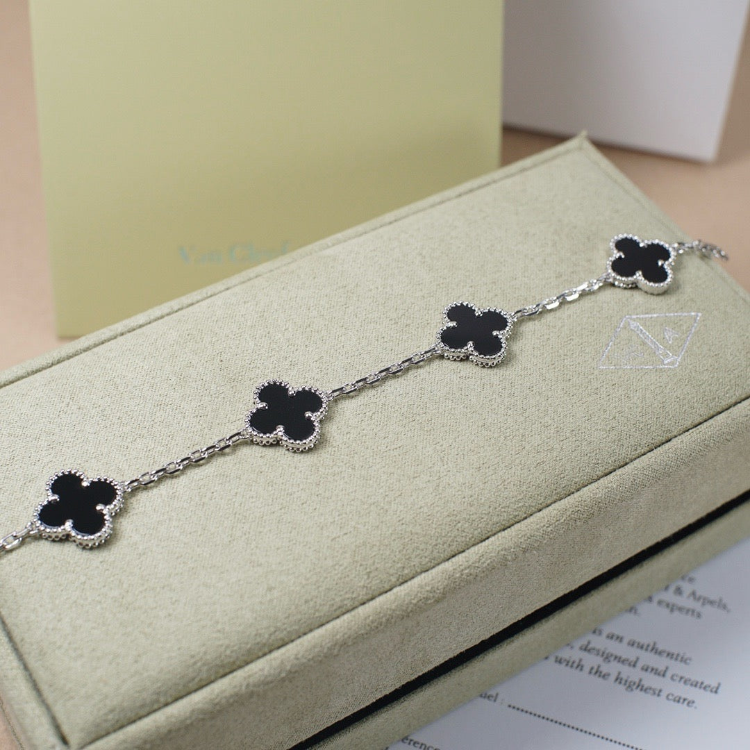 [Lunabriance]CLOVER 5 MOTIF ONYXS  BRACELET SILVER