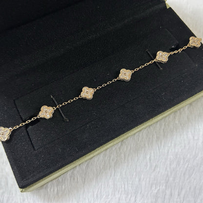 [Luna Brilliance]CLOVER 6 MOTIF DIAMOND BRACELET