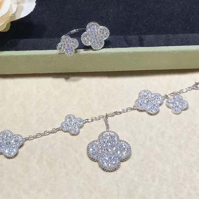 [Lunabriance]CLOVER 6 MOTIFS SILVER DIAMOND BRACELET