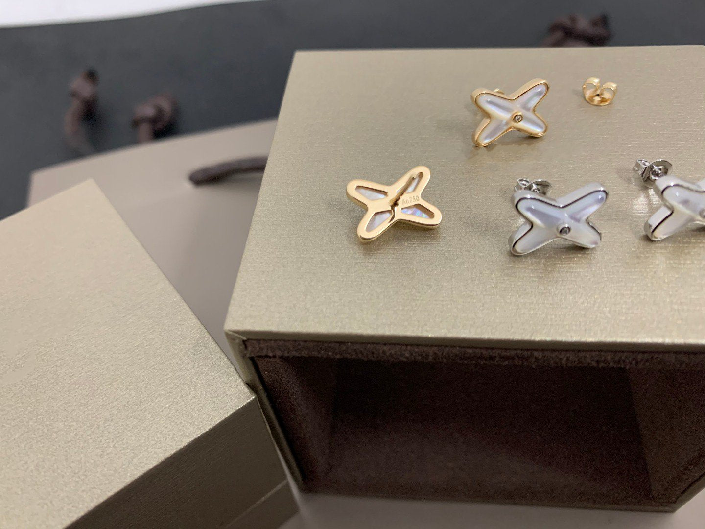 [Lunabriance]JEUX DE WHITE MOP SILVER DIAMOND EARRINGS