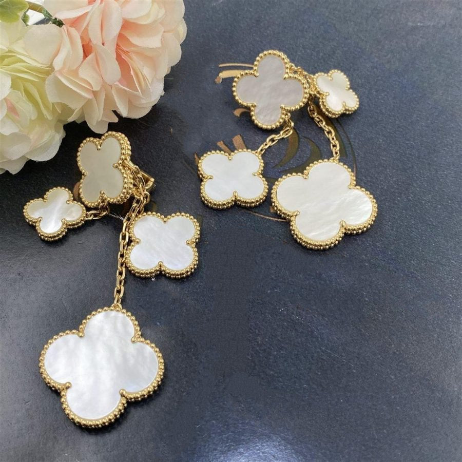 [Lunabriance]CLOVER EARRINGS WHITE MOP 4 MOTIFS GOLD